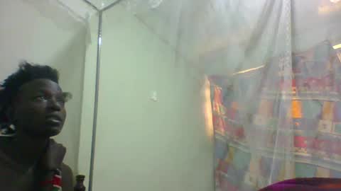 pretty_betty_ online show from 02-05-25, 07:50