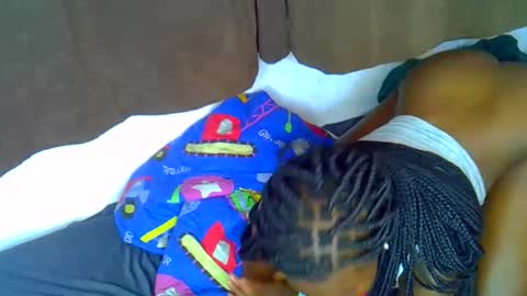 Snapshot of pretty_ebony_dolls chatting on 10-17-25, 10:34 riri online show from 10-17-25, 10:34