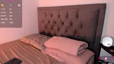 Snapshot of pretty_emii chatting on 10-21-25, 12:39 Alexa .......... 5pm - 10pm online show from 10-21-25, 12:39