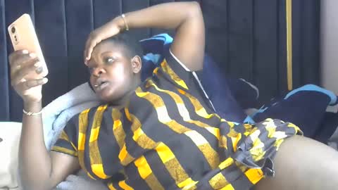 pretty_gaal online show from 12-07-24, 07:05