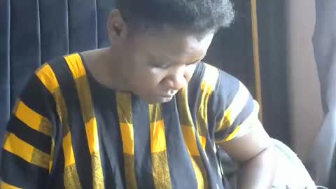 pretty_gaal online show from 12-15-24, 11:34
