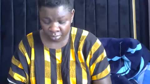 pretty_gaal online show from 02-04-25, 06:36
