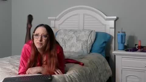 pretty_girl0415 online show from 01-11-25, 01:16