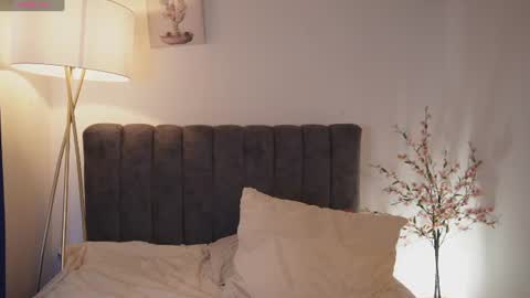 pretty_goddess online show from 06-26-26, 07:40