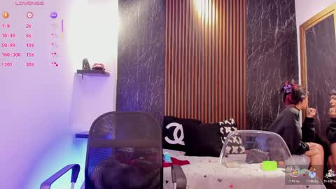 Snapshot of pretty_honey22 chatting on 05-19-26, 07:31 pretty_honey22 online show from 05-19-26, 07:31