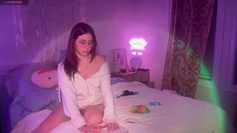 Sophie  online show from 12-12-24, 03:43