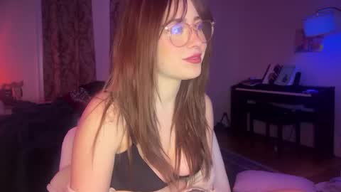 Sophie  online show from 01-21-25, 05:05