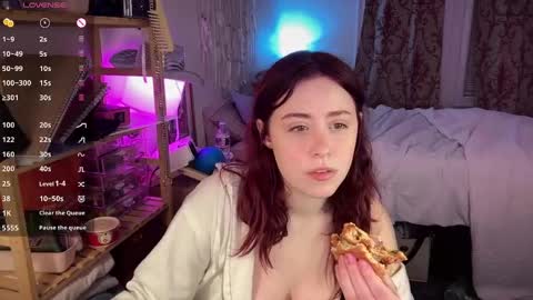 Sophie  online show from 02-10-25, 12:19