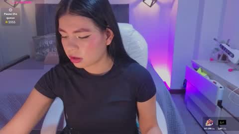 Snapshot of pretty_johnson_ chatting on 07-06-26, 03:03 pretty online show from 07-06-26, 03:03