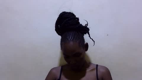 pretty_leila1 online show from 03-13-26, 11:06