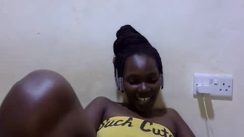 pretty_leila1 online show from 05-02-26, 01:05