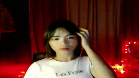 Snapshot of pretty_little_baby18 chatting on 01-17-26, 03:17 Venus online show from 01-17-26, 03:17