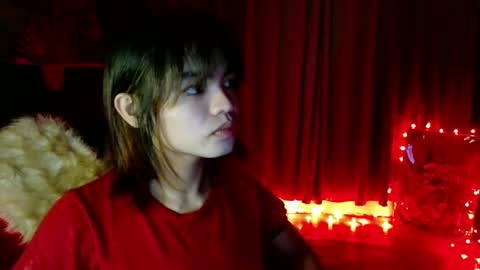 Snapshot of pretty_little_baby18 chatting on 01-19-26, 07:45 Venus online show from 01-19-26, 07:45