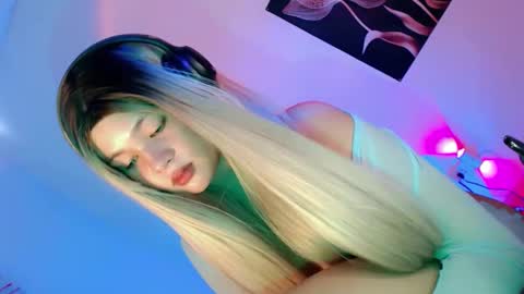 Flor online show from 10-02-25, 05:36