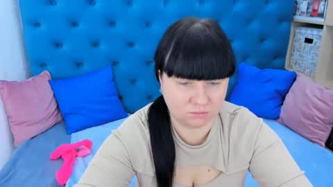 pretty_malika online show from 12-02-25, 04:18