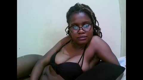 Snapshot of pretty_mellan chatting on 03-01-25, 03:38 pretty_mellan online show from 03-01-25, 03:38