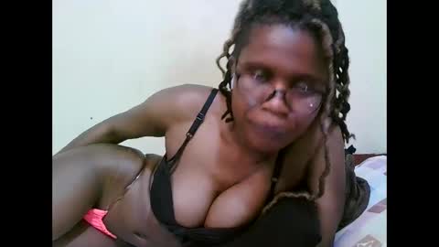 Snapshot of pretty_mellan chatting on 03-08-25, 05:22 pretty_mellan online show from 03-08-25, 05:22