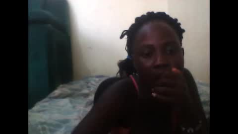 pretty_mellanin1 online show from 12-03-24, 09:44
