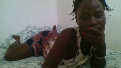 pretty_mellanin1 online show from 12-10-24, 01:00