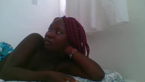 pretty_mellanin1 online show from 12-18-24, 09:25