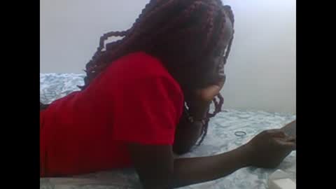 pretty_mellanin1 online show from 01-05-25, 08:32