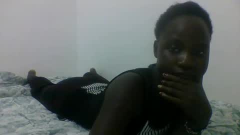 pretty_mellanin1 online show from 01-19-25, 04:57