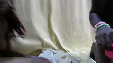 pretty_mishy online show from 10-08-25, 01:03