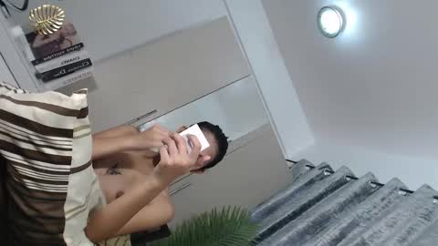 Snapshot of pretty_molly18 chatting on 01-28-25, 05:32 Its me Molly 3 online show from 01-28-25, 05:32