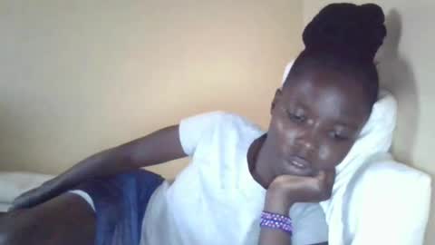 pretty_petite_ebony online show from 01-27-25, 02:24
