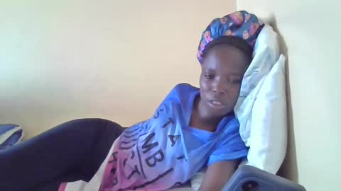 pretty_petite_ebony online show from 02-09-25, 11:04