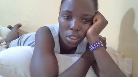 pretty_petite_ebony online show from 03-03-25, 04:47