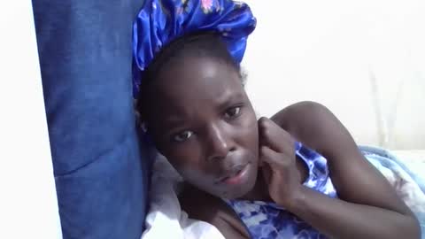 pretty_petite_ebony online show from 05-01-26, 03:11