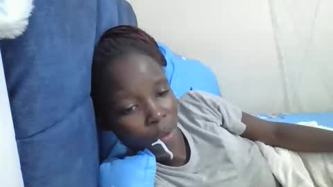 pretty_petite_ebony online show from 05-04-26, 11:12