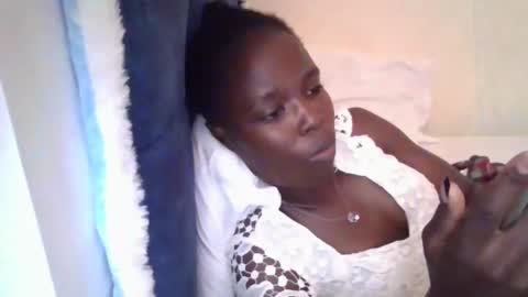 pretty_petite_ebony online show from 05-10-26, 02:22