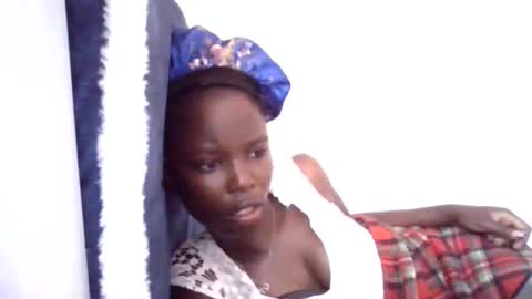 pretty_petite_ebony online show from 05-11-26, 04:29