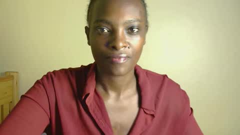 pretty_rezi online show from 02-26-26, 03:38