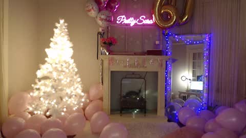 Pretty Sara online show from 12-14-24, 01:28