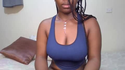 pretty_shila online show from 09-23-25, 12:30