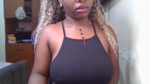 pretty_shila online show from 05-07-26, 11:21