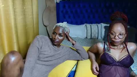 Snapshot of pretty_soniah chatting on 04-19-26, 01:43 soniah online show from 04-19-26, 01:43