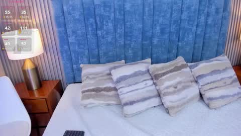 Daisy Flower online show from 02-05-26, 01:43