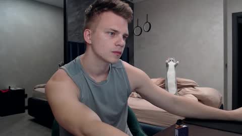 Snapshot of pretty_sweety chatting on 10-09-25, 03:26 Justin online show from 10-09-25, 03:26