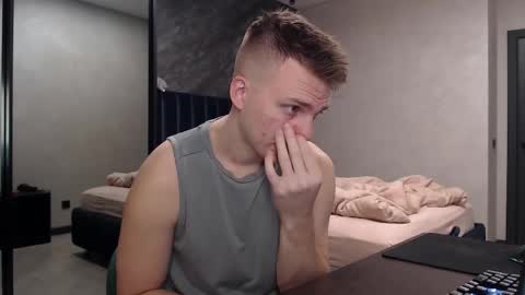 Snapshot of pretty_sweety chatting on 11-13-25, 05:50 Justin online show from 11-13-25, 05:50