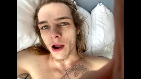 Snapshot of pretty_tootsie chatting on 03-26-26, 05:51 pretty_tootsie online show from 03-26-26, 05:51