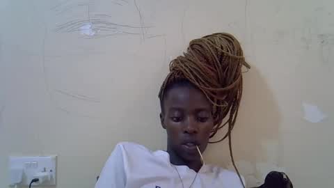 Vee online show from 03-15-26, 07:47