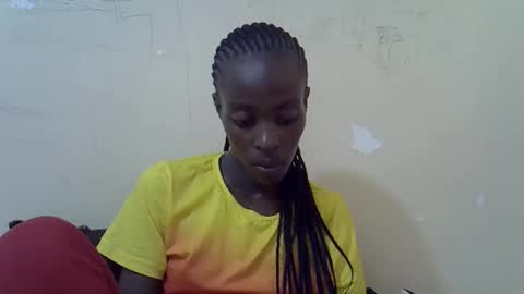 Vee online show from 03-23-26, 02:54