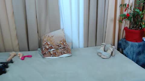 Snapshot of prettyakhira chatting on 02-03-25, 10:00 prettyakhira online show from 02-03-25, 10:00