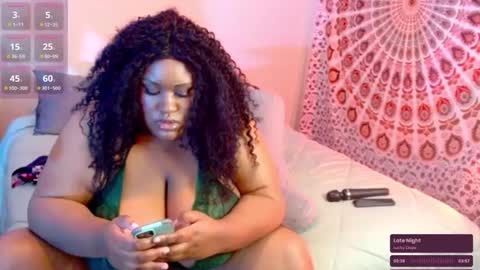 Miss Pretty online show from 02-05-25, 03:13