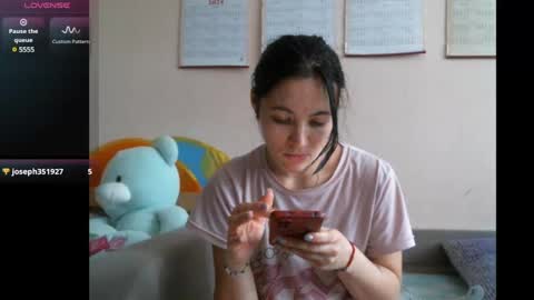 Bella online show from 12-23-24, 08:00