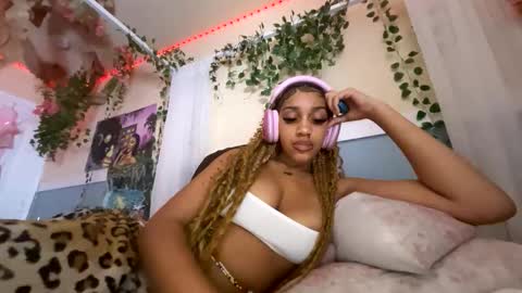 prettyblackgal online show from 11-15-25, 07:05